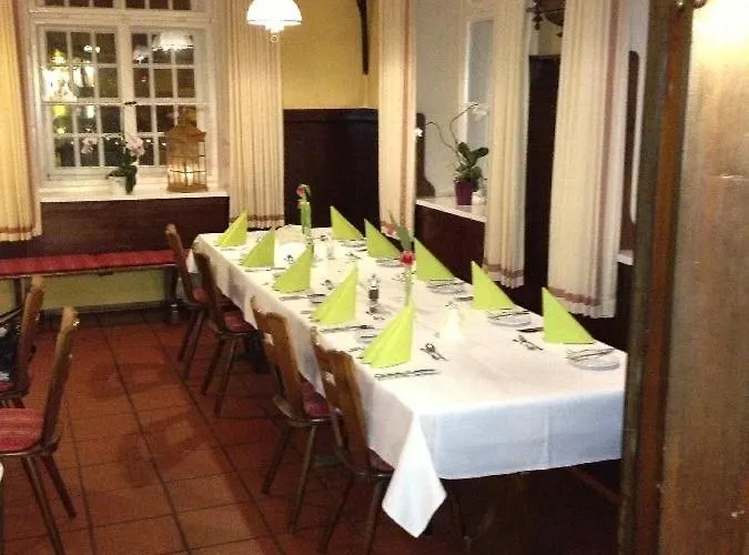 Russenbraeu 宾馆 *
